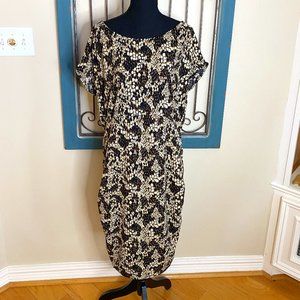 Moda International, Super comfortable, flexible dress!